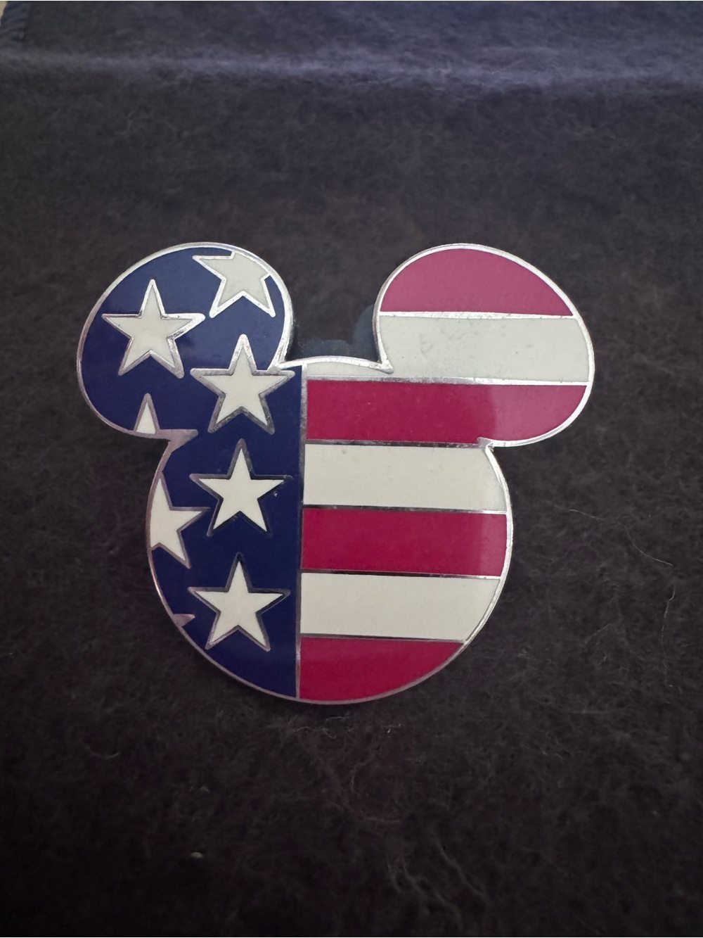 Disney Pin Traders Patriotic Mickey Pin